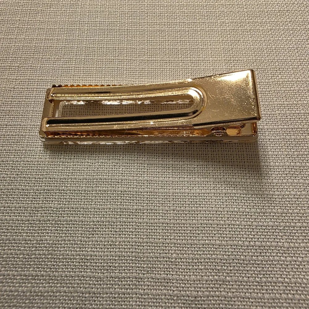 Hair Clip Set Cream Gold Black Pearlized And Sparkles NEW